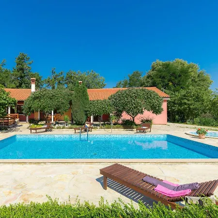 Kristina By Interhome Feriehus Žminj